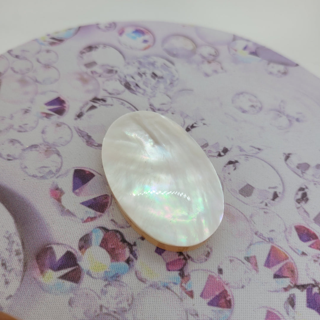 MOTHER OF PEARL OVAL DISC