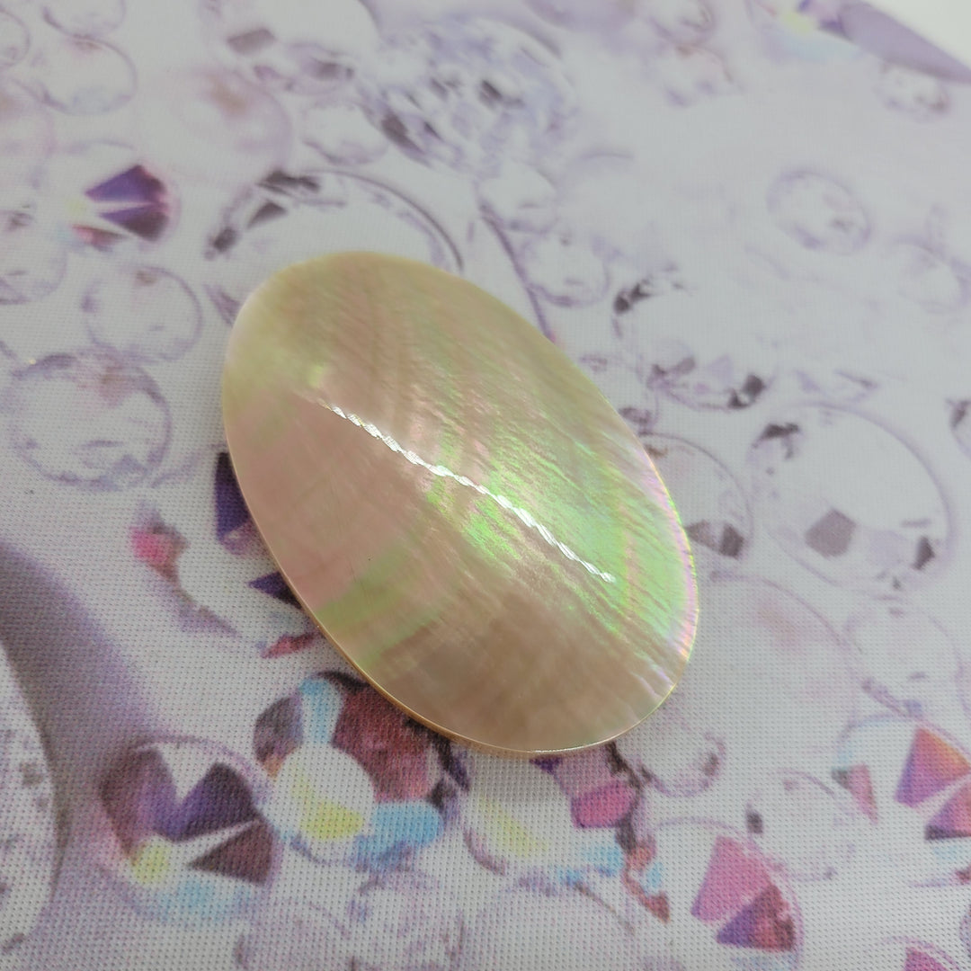 MOTHER OF PEARL OVAL DISC